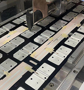 اختبار الأشعة تحت الحمراء 1MΩ-10GΩ AC مقاومة اختبار الجهد 30-1000V آلة اختبار سلكية ذكية