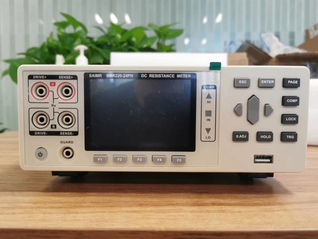 اختبار الجهد البطارية المحمولة DC اختبار مقاومة التلف 0.1 ميكرو أوم إلى 3.3 ميجا أوم